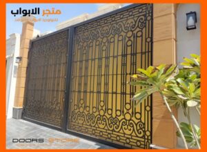 ابواب حديد خارجي مفصلي
