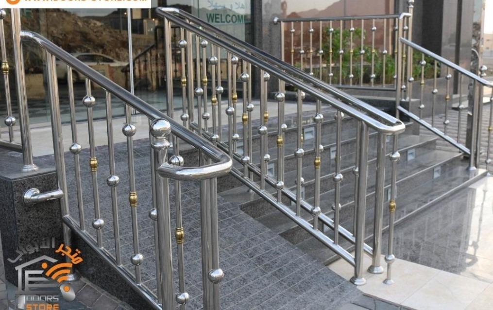 أفضل انواع درابزين الدرج للمنازل والشقق والفيلات 2026 2 درابزين ستيل