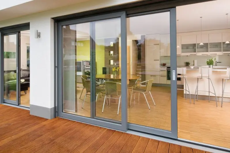 افخم اشكال ابواب المنيوم للحمامات​ تناسب كل الديكورات 2026